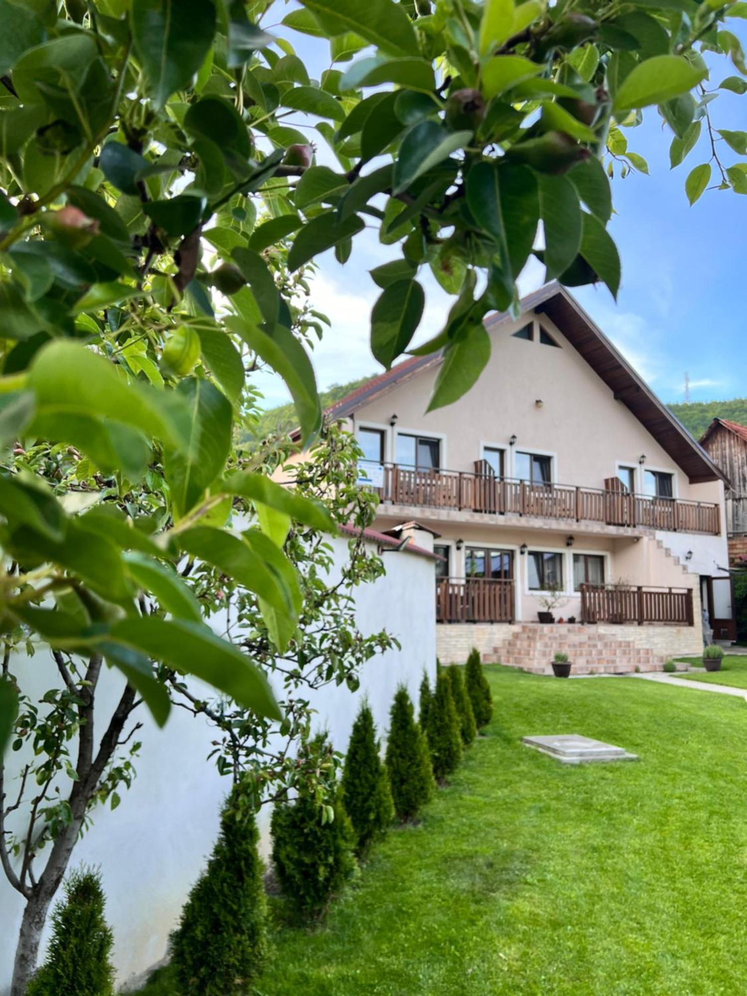 Casa Alexandra Villa Gales Luaran gambar